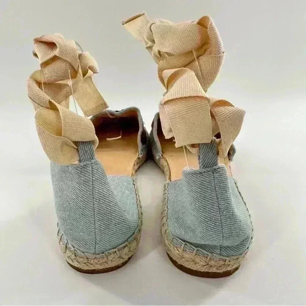 Jessica Simpson Flippo flats size 8.5 38.5 denim floral embroidered espadrilles